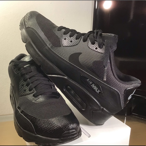 Nike Other - Nike Air Max 90 Ultra 2.0 Essential.